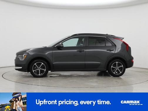 Gray 2023 Kia Niro EX