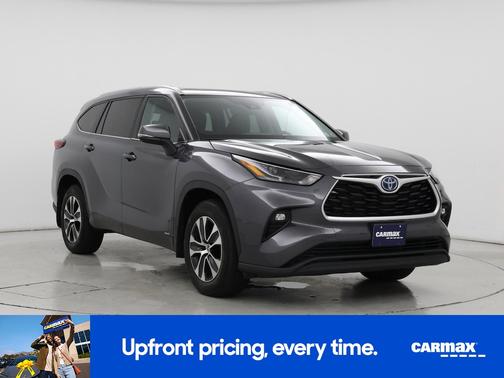 2022 Toyota Highlander Hybrid XLE
