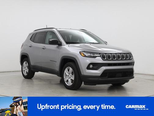 Silver 2022 Jeep Compass Latitude