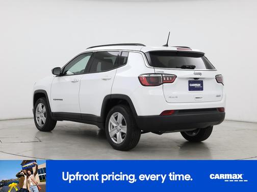 White 2022 Jeep Compass Latitude