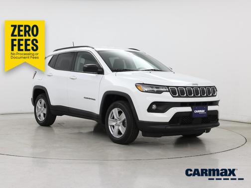 White 2022 Jeep Compass Latitude