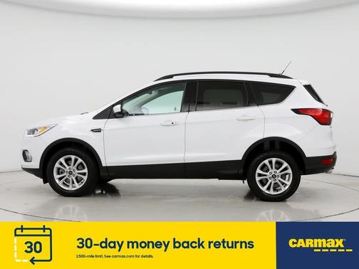 Photo 3 of 26 of 2019 Ford Escape SEL