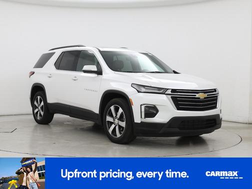 White 2023 Chevrolet Traverse LT Leather