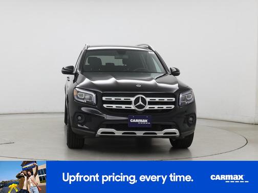 Black 2022 Mercedes-Benz GLB 250