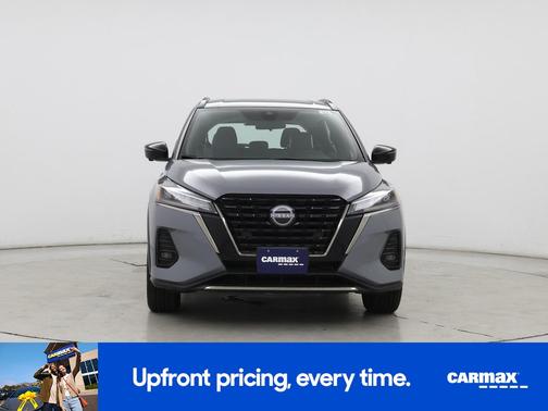 Gray 2023 Nissan Kicks SR
