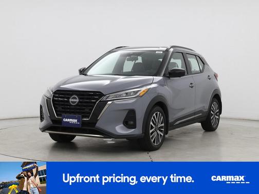 Gray 2023 Nissan Kicks SR