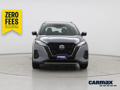 Gray 2023 Nissan Kicks SR
