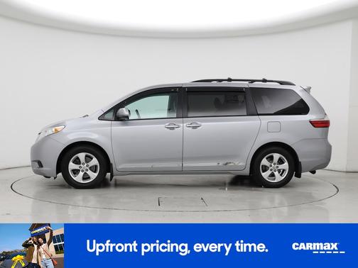 2016 Toyota Sienna LE