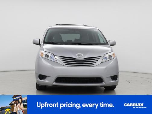 2016 Toyota Sienna LE