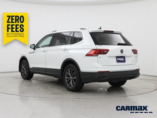 White 2022 Volkswagen Tiguan SE