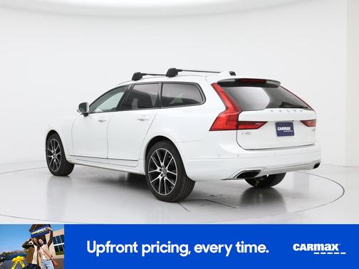 White 2018 Volvo V90 T6 Cross Country
