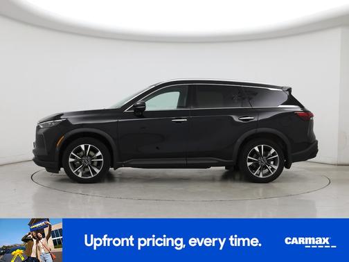 Black 2023 INFINITI QX60 Luxe