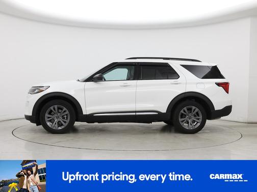 White 2025 Ford Explorer Active