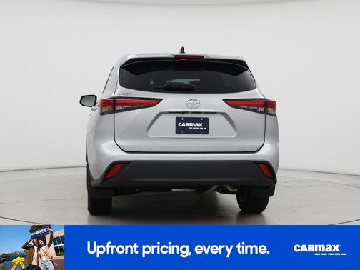 2022 Toyota Highlander LE