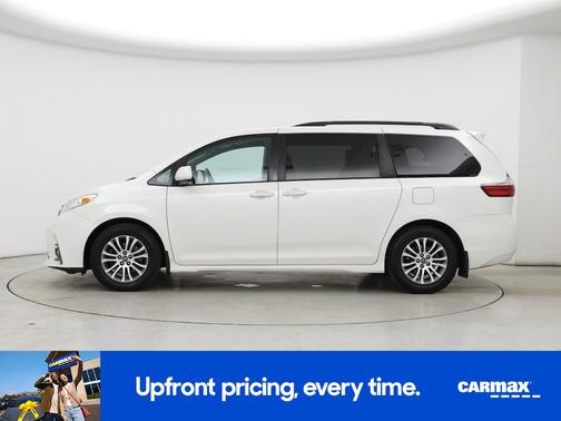 2020 Toyota Sienna XLE