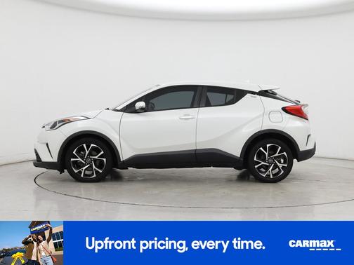 White 2018 Toyota C-HR XLE