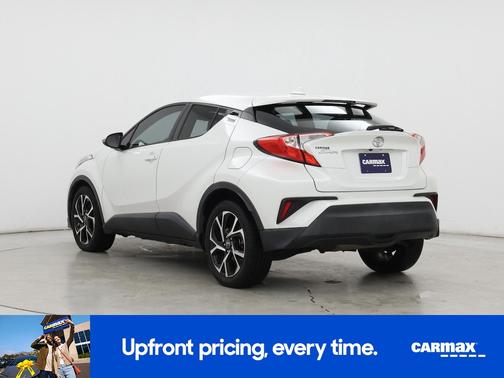 White 2018 Toyota C-HR XLE
