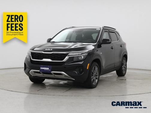 Black 2022 Kia Seltos S