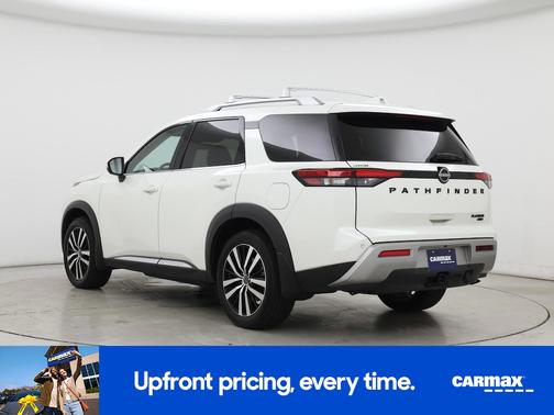 White 2023 Nissan Pathfinder Platinum
