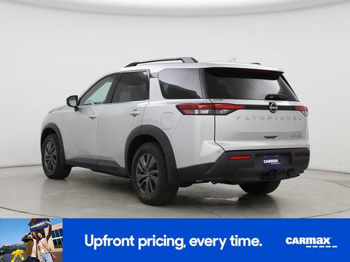 Silver 2022 Nissan Pathfinder SV