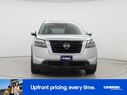 Silver 2022 Nissan Pathfinder SV