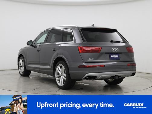 Gray 2018 Audi Q7 Prestige