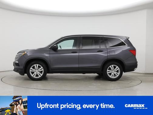 Gray 2018 Honda Pilot LX