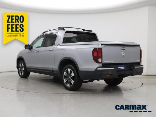 Silver 2017 Honda Ridgeline RTL-E