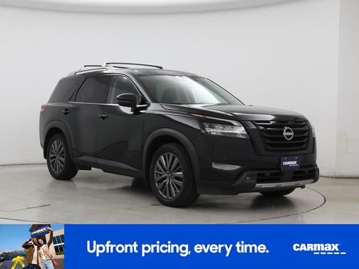 Black 2023 Nissan Pathfinder SL