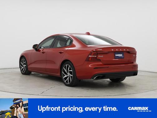 2020 Volvo S60 T5 Momentum