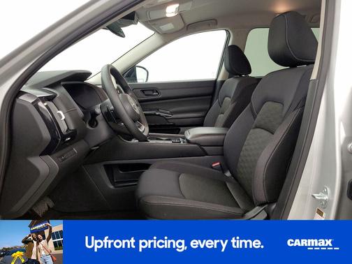 2024 Nissan Pathfinder S