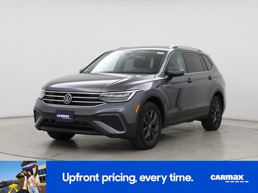 Gray 2022 Volkswagen Tiguan SE