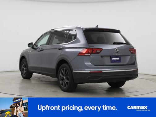 Gray 2022 Volkswagen Tiguan SE