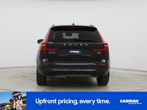 2023 Volvo XC60 B5 Plus Dark Theme