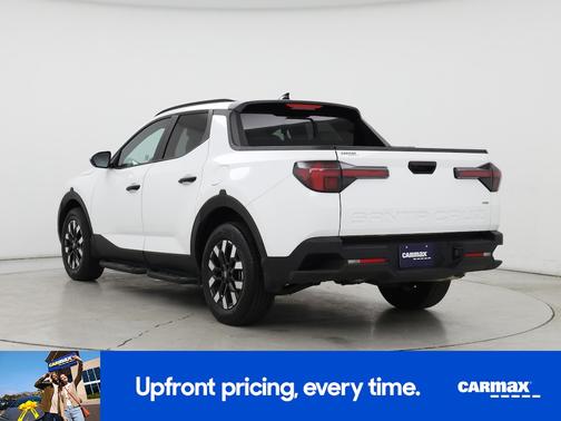 2025 Hyundai SANTA CRUZ SEL Activity