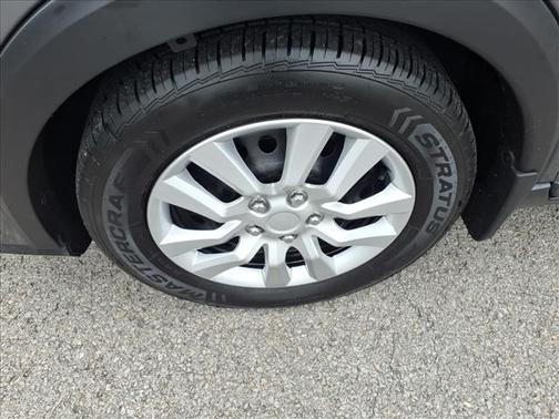 Gun Metallic 2021 Nissan Kicks S