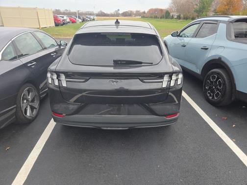 2021 Ford Mustang Mach-E Select