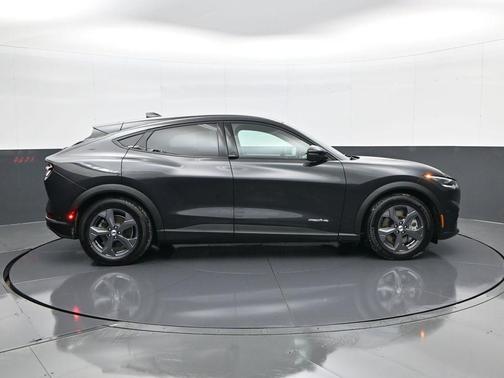 2021 Ford Mustang Mach-E Select