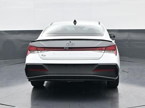 2025 Hyundai ELANTRA Sport