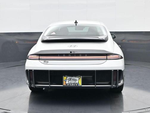 2025 Hyundai IONIQ 6 SEL