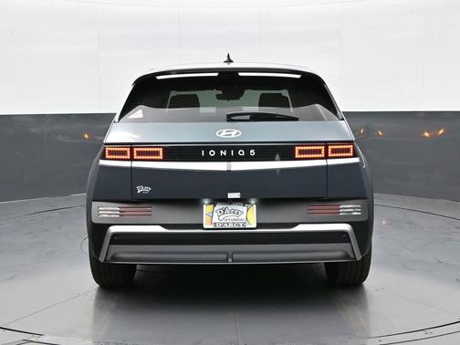 2026 Hyundai IONIQ 5 SE