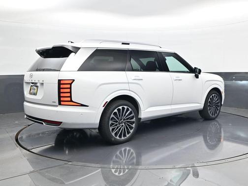 Creamy White Pearl 2026 Hyundai Palisade Hybrid Calligraphy