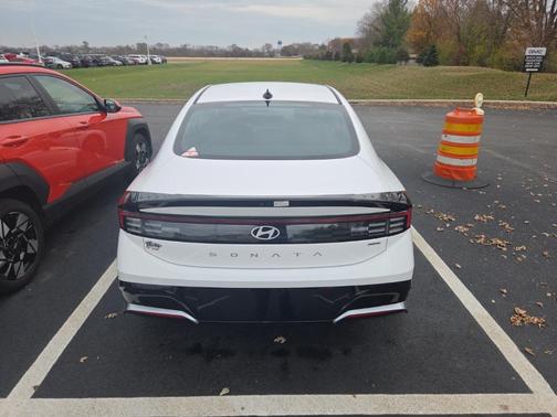 2025 Hyundai SONATA Hybrid SE