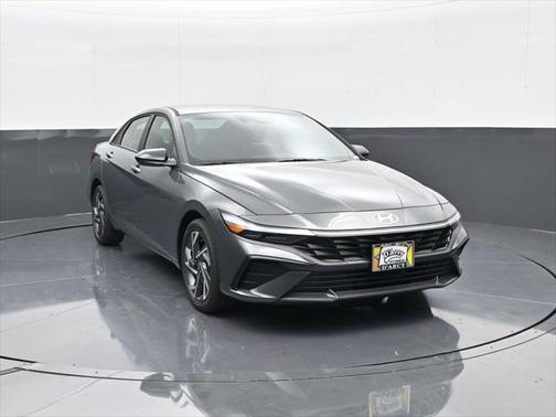 2025 Hyundai ELANTRA Sport