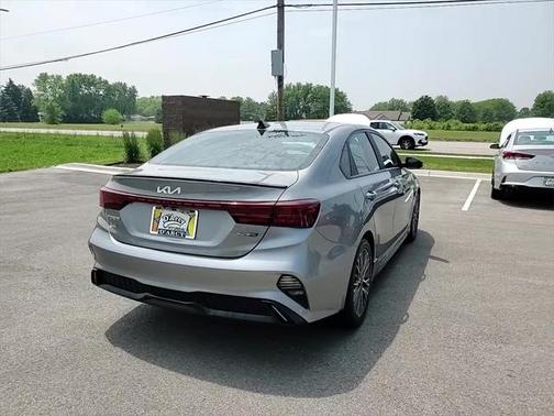 2022 Kia Forte GT-Line