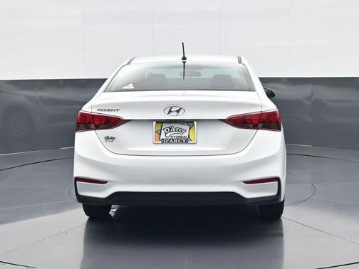2022 Hyundai Accent SE