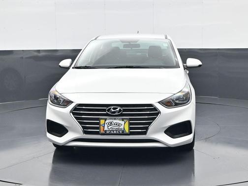 2022 Hyundai Accent SE