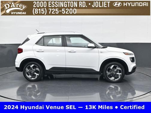 2024 Hyundai VENUE SEL
