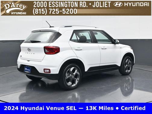 2024 Hyundai VENUE SEL