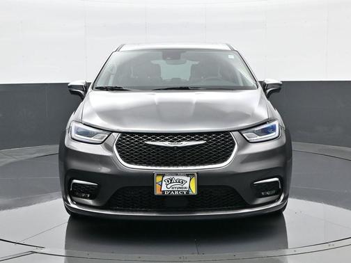 2022 Chrysler Pacifica Hybrid Limited